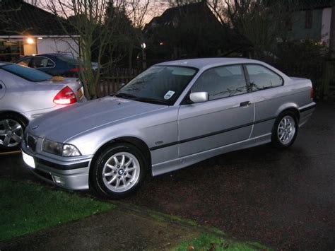 BMW 316i coupe (E36) - Details of cars