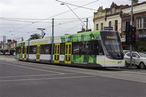 Image: E 6001 (Melbourne tram) in Nicholson St on route 96, 2013