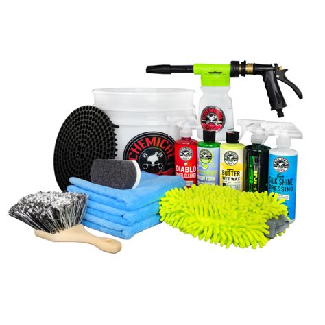 Top 3 Best Car Detailing Kits