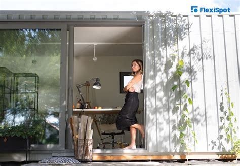 Top Backyard Office Pod Ideas for Remote Workers | FlexiSpot