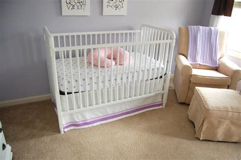 Tyson and Quinn's Corner: DIY Crib Skirt