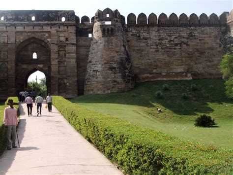 Jaunpur, fort - India Travel Forum | IndiaMike.com