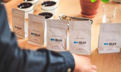 Custom sample bags: Should green coffee suppliers invest?