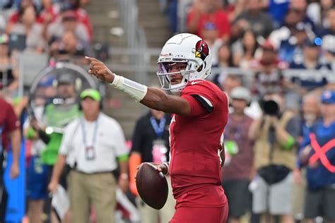 Cardinals post impressive victory over Cowboys | Reuters