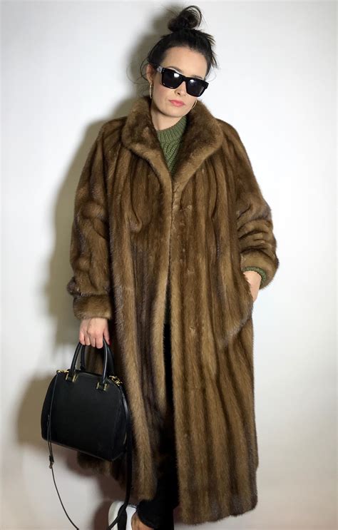 Long mink fur coat by EMBA, the american mink. Silk mink natural brown ...