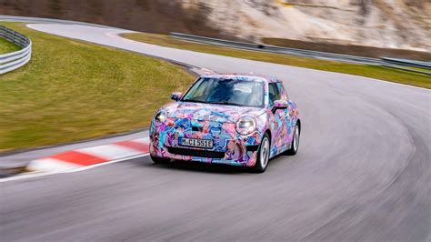 New Mini Cooper Electric specs revealed, promises up to 400 km range ...