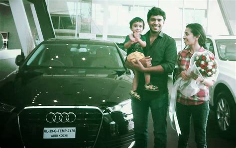 Nivin Pauly Family Stills-Photos-Childhood Stills-Daveed Pauly-R ...