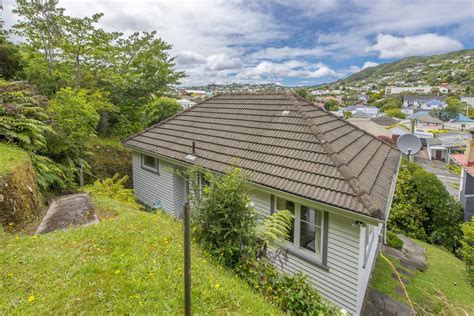 Affordable 2 bedroom home in Karori - Chris Day