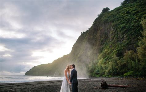 Trish & Dante, Waipio Valley Sunrise - Hawaii Wedding Photographer ...