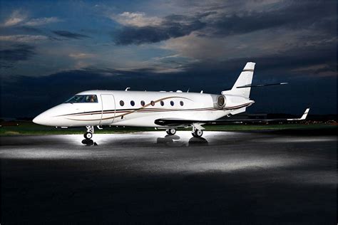 Gulfstream G200 | Midsize Jets | Charterscanner