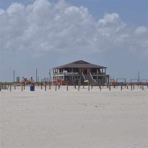 East Beach in Galveston... Beach, Playground and Festivals! – JillBJarvis.com