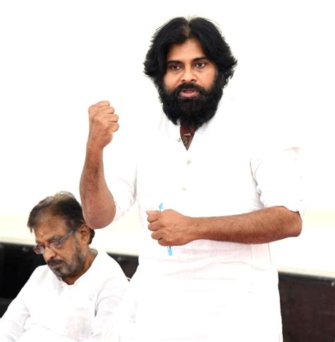 Jana Sena Party's meeting in Andhra - Pawan Kalyan