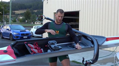 How to carry a single scull - Faster Masters Rowing™