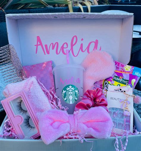 Pink Gift Basket, Hamper Gift Basket, Gift Hampers, Makeup Gifts Basket, Gifts For 18th Birthday ...