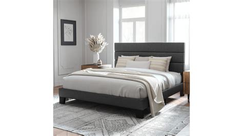 Top 5 Best King Size Bed Frames in 2024 - Straight.com