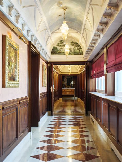 Hotel Principe Di Savoia - Flawless Luxury In Milan's Landmark Building