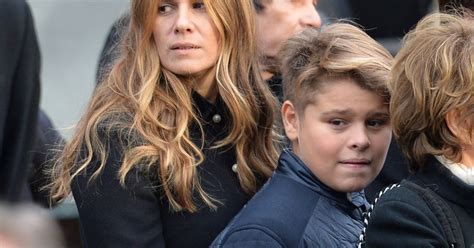 Alexandra Pastor et Cameron Smet - Sorties de l'église de la Madeleine ...