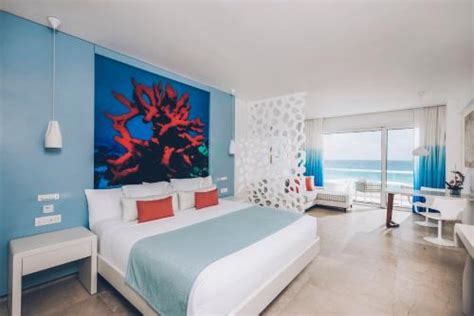 Coral Level at Iberostar Selection Cancun Resort - Deals, Photos & Reviews