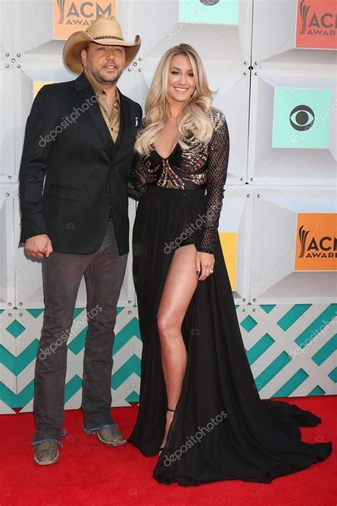 Singer Jason Aldean, Brittany Kerr – Stock Editorial Photo © Jean_Nelson #105215148