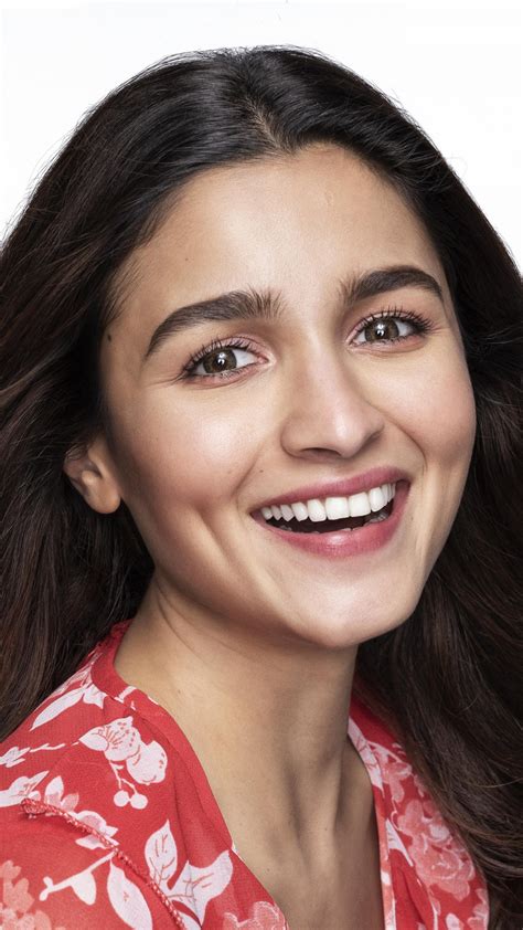 Actress Alia Bhatt Smile 4K 8K HD Wallpapers | HD Wallpapers | ID #32744