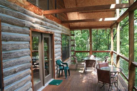 | The Mountain Log Cabin Lookout; secluded luxury lodging on the North Fork River, Missouri, Ozarks