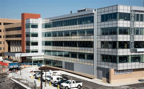 Beaumont Farmington Hills to open high-tech surgical suite as part of $160 million expansion ...