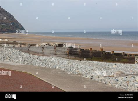 Penmaenmawr Beach, Wales Stock Photo - Alamy