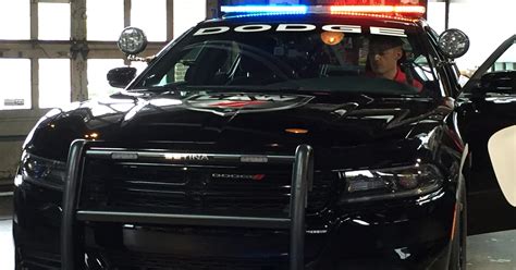 Dodge aims to gain ground with 2016 Charger Pursuit police car