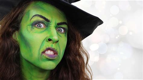 Halloween Witch Face Paint: Spooktacular Ideas to Transform Your Look!