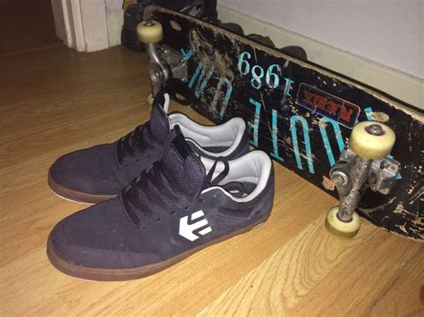 Etnies and skateboard | Dc sneaker, Etnies, Skateboard