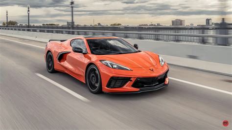 Amplify Orange Tintcoat Leak Doesn't Show Much of the 2022 C8 Chevrolet Corvette - autoevolution