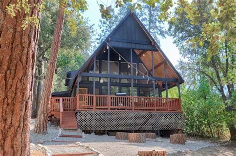 10 Yosemite Cabins Near All Yosemite National Park Entrances