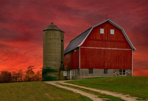 Red Barn Wallpapers and Backgrounds 4K, HD, Dual Screen