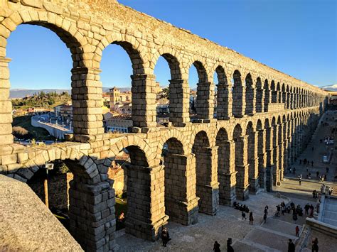 2,000 year old Roman aqueduct in Segovia, Spain (great day trip for ...