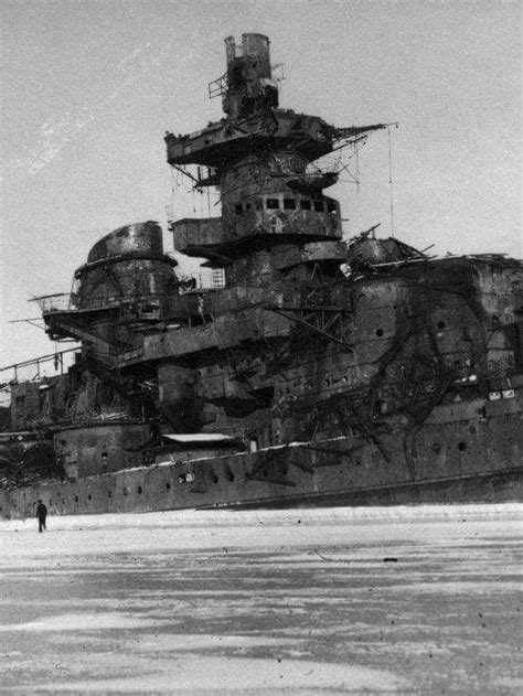 The wreck of the german battleship Gneisenau - 9GAG