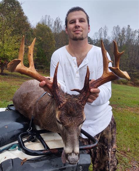 Cherokee County hunter kills huge 12-point buck - Carolina Sportsman