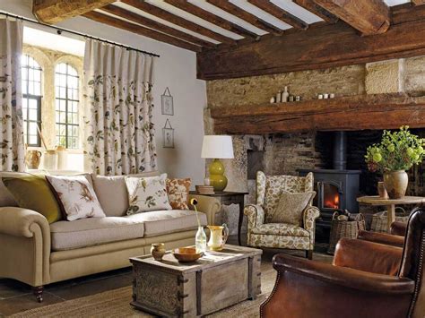 English Cottage Style Interior Design - Design Talk