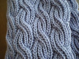 Steps and Stitches: Reversible Cabled Brioche Stitch Scarf