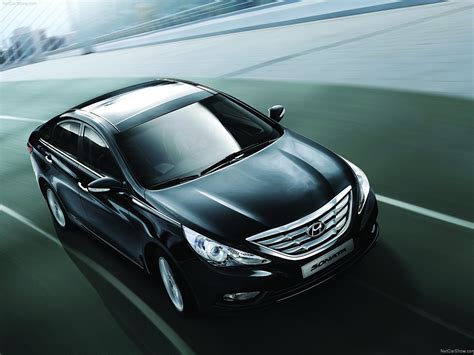 Hyundai Sonata (2011) - pictures, information & specs