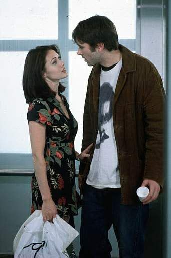 "Mallrats" w Shannen Doherty. Great movie couple w serious chemistry ...