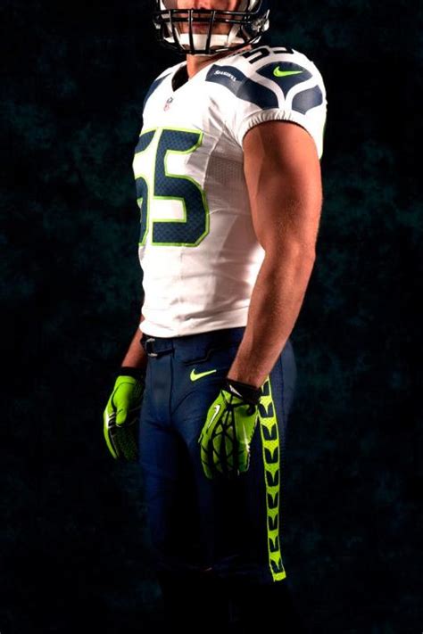 Seahawks New Uniforms: Pictures Of Nike's Changes - SBNation.com