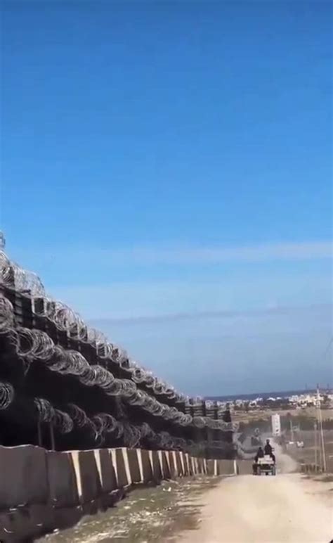 This is Egypt’s border wall with Gaza - One News Page VIDEO