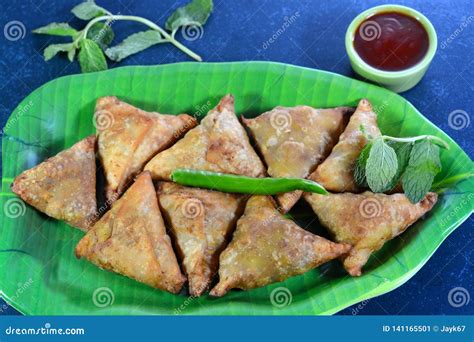 Samosa Indian Food stock image. Image of gourmet, crispy - 141165501