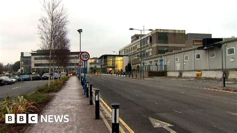 Staff sickness closes Ulster Hospital children's ward - BBC News