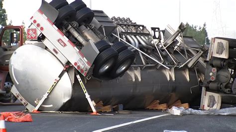 Overturned fuel truck leaks gas on I-680 in Fremont, prompting ...