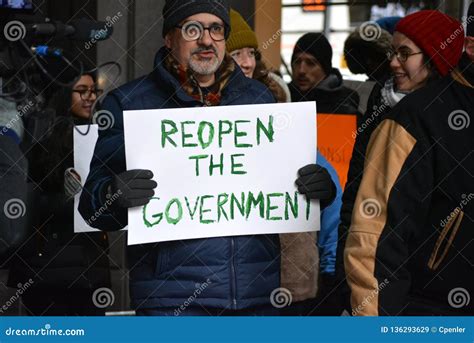 Government shutdown editorial stock image. Image of rally - 136293629