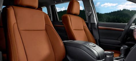 2019 Toyota Highlander Interior, Cargo | Savannah Toyota