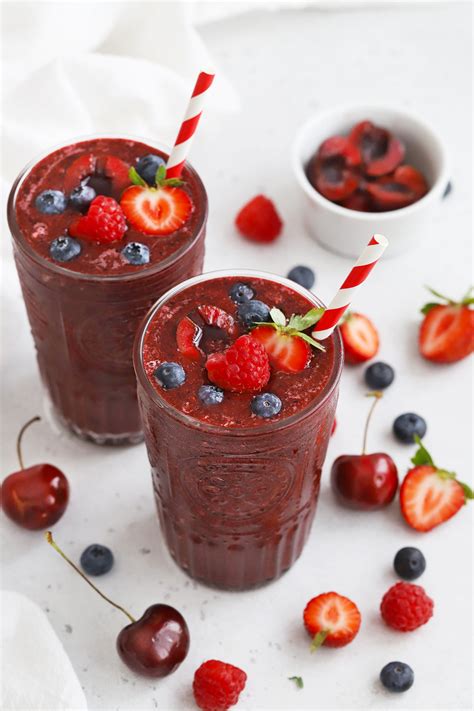 Cherry Berry Smoothie (Paleo + Vegan) • One Lovely Life