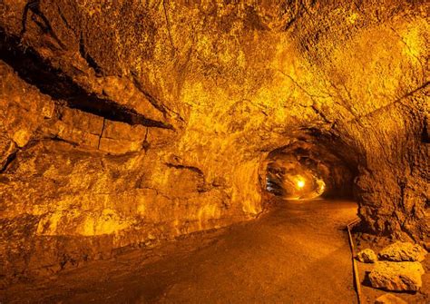 Tickets & Tours - Thurston Lava Tube (Nahuku), Big Island of Hawaii - Viator | Hawaii island ...