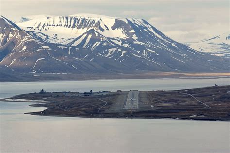 Lighting system for Svalbard Airport, Norway - Signalight